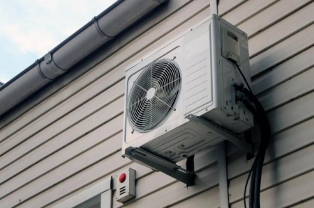 Climatisation &agrave; MALAFRETAZ : comment choisir le syst&egrave;me id&eacute;al ?